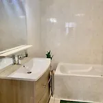 : Au Coeur Du Vieux *