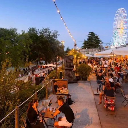 Daire : Au Coeur Du Vieux Tours