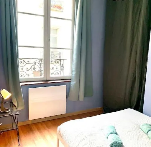 : Au Coeur Du Vieux Апартаменты