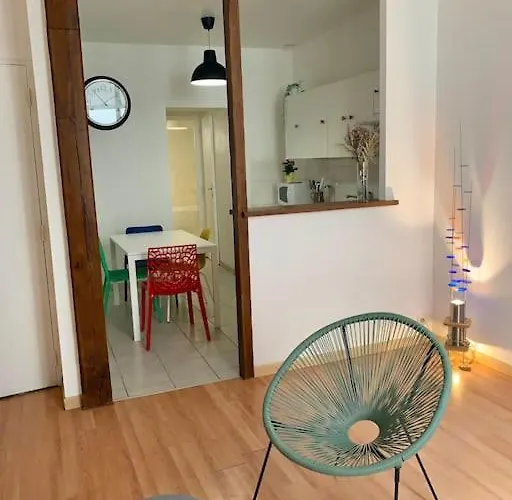 : Au Coeur Du Vieux Апартаменты